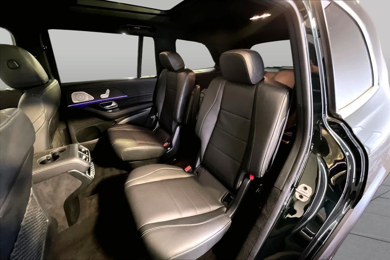 Used 2024 Mercedes-Benz GLS 450 4MATIC image 21