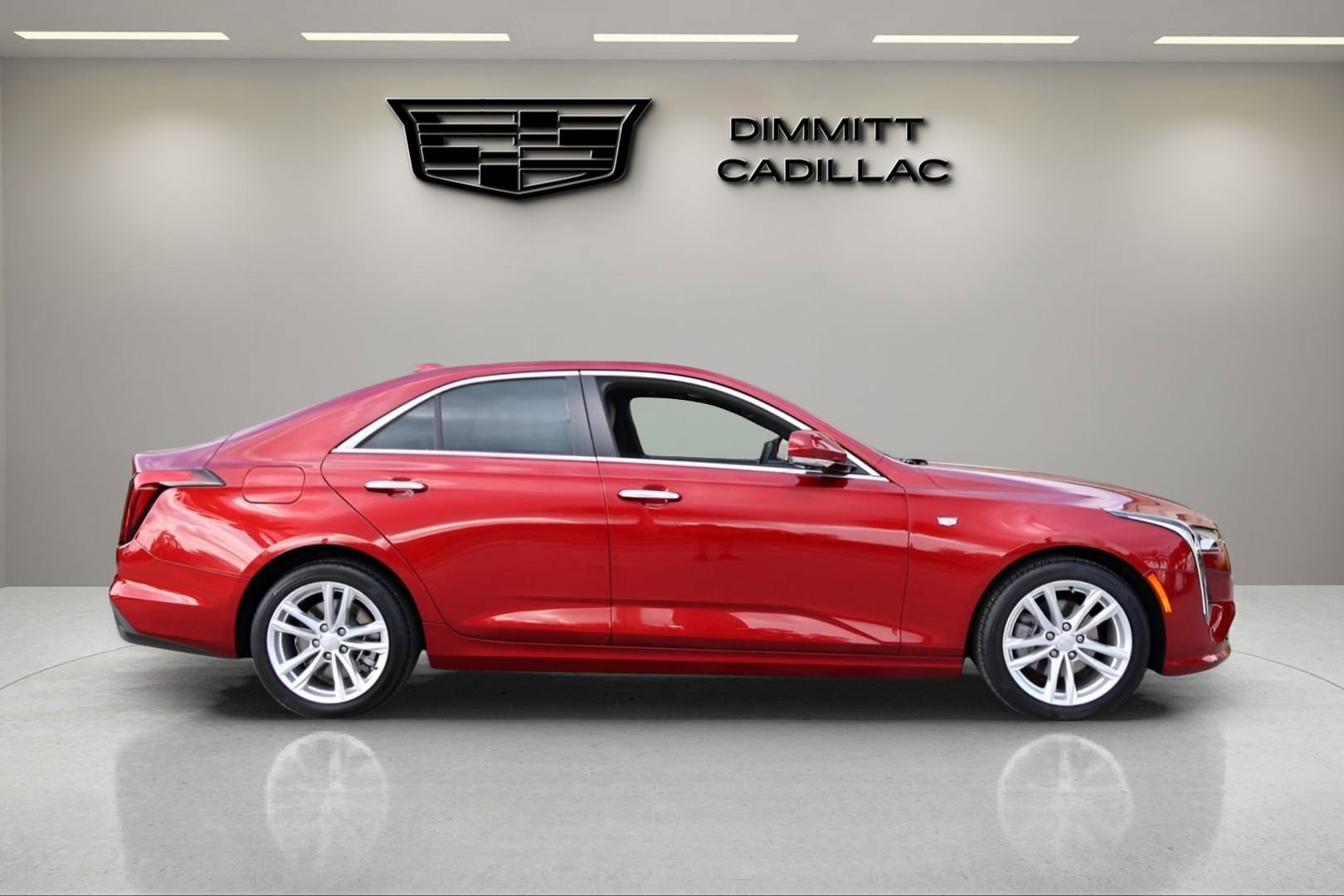 Used 2023 Cadillac CT4 Luxury w/ Cold Weather Package image 6