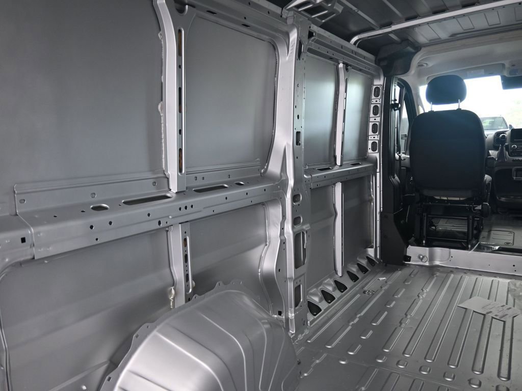 Used 2025 RAM ProMaster 2500 image 33