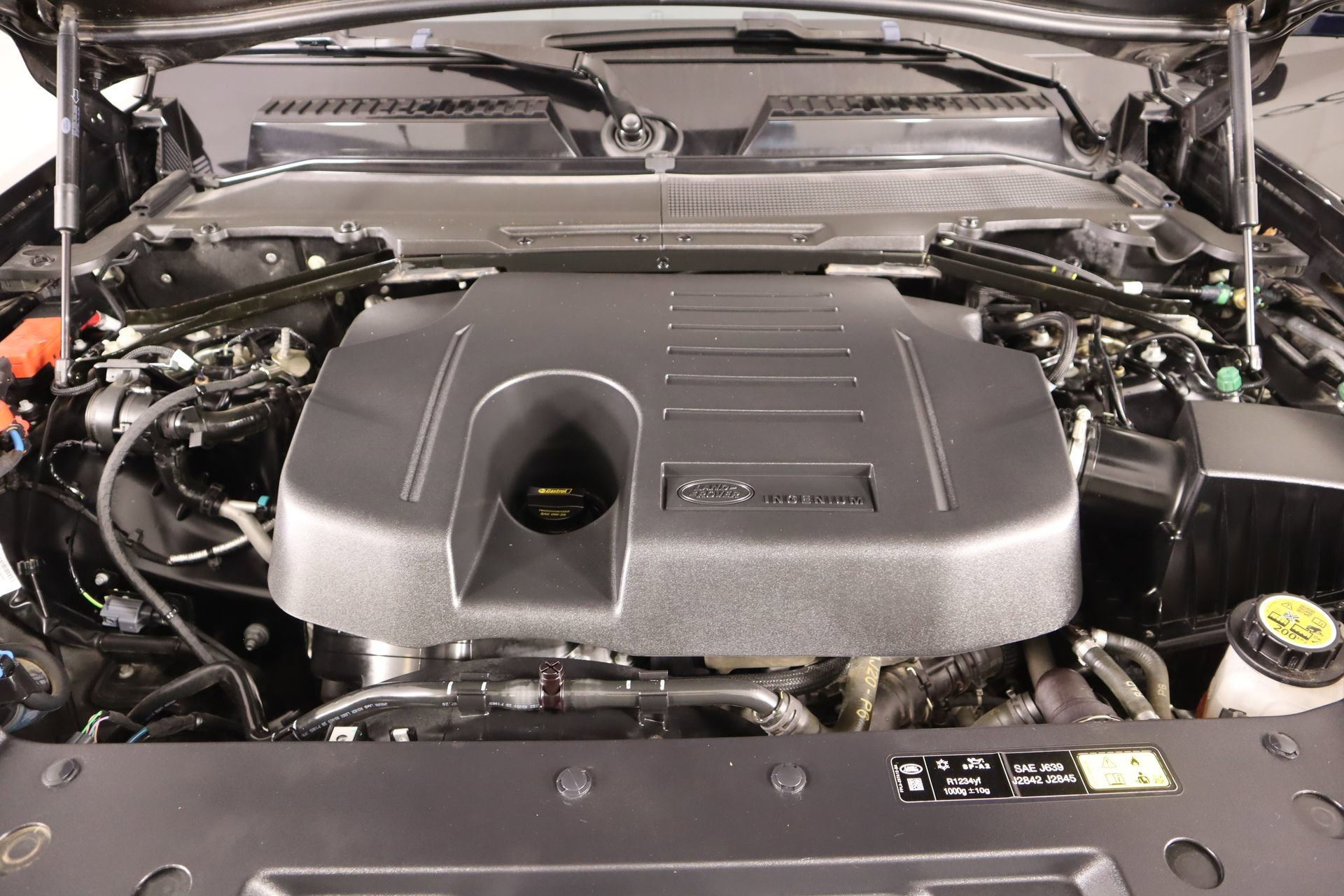 Used 2020 Land Rover Defender 110 SE AWD/4WD image 20