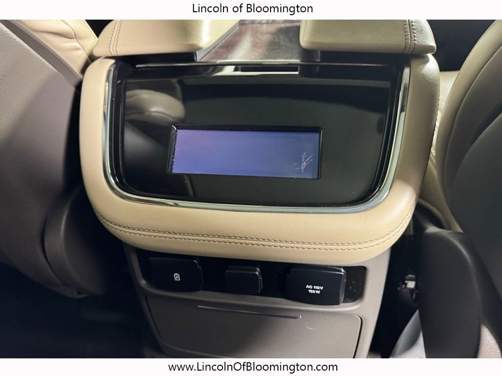 Used 2024 Lincoln Navigator Reserve AWD/4WD image 21
