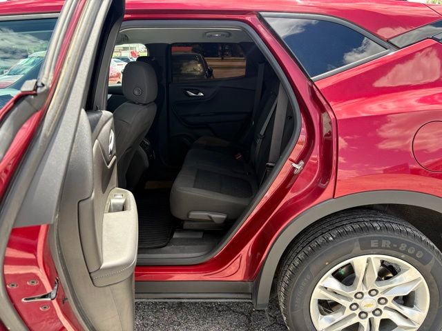 Used 2019 Chevrolet Blazer LT FWD image 28