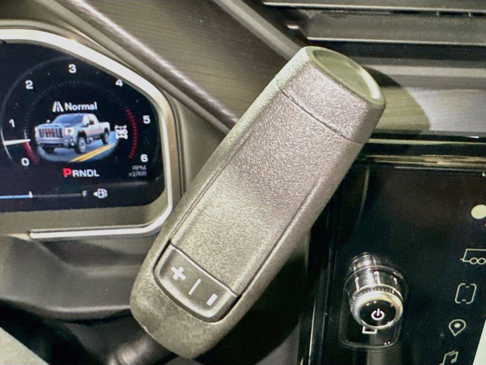 New 2026 GMC Sierra 2500 Denali Ultimate w/ LPO, Black Badging Package AWD/4WD image 11