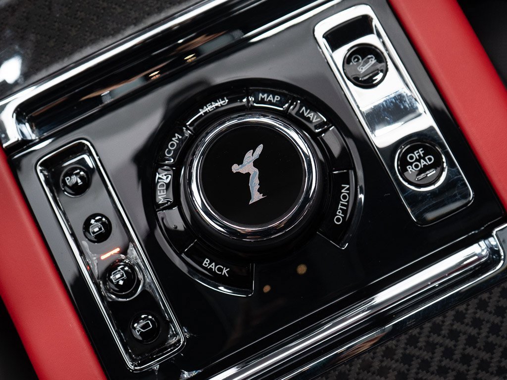 Certified 2024 Rolls-Royce Cullinan Black Badge w/ Dark Exterior Package image 40