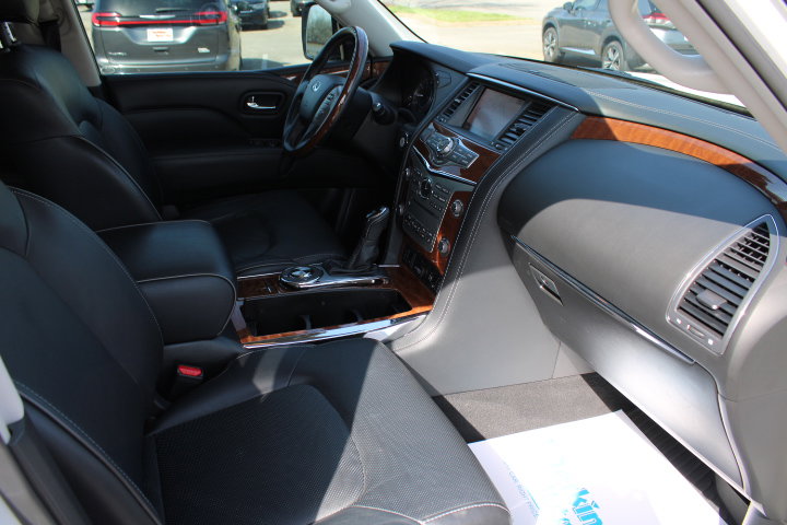 Used 2018 INFINITI QX80 2WD w/ Driver Assistance Package image 30