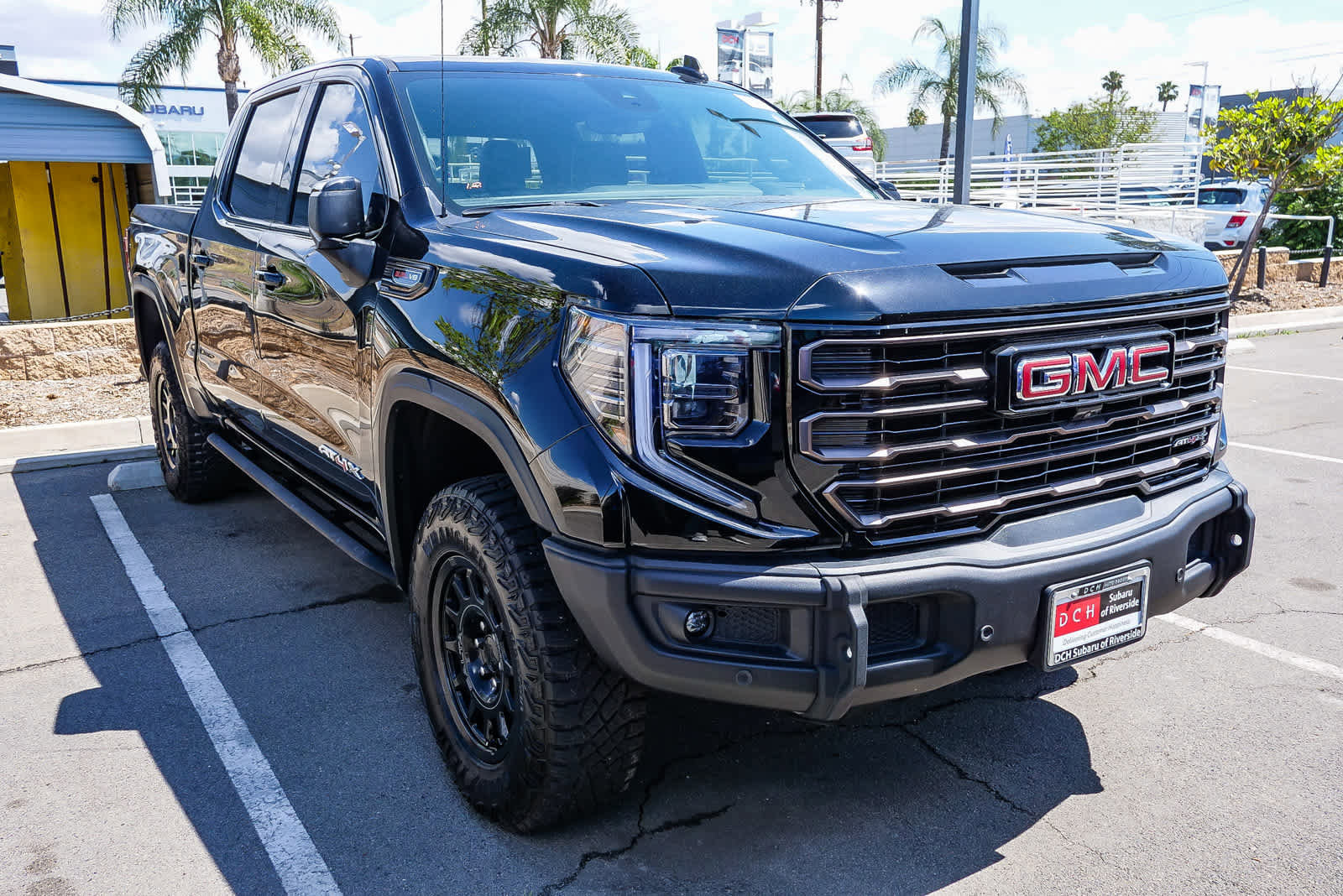 Used 2023 GMC Sierra 1500 AT4X w/ AT4X AEV Edition image 5