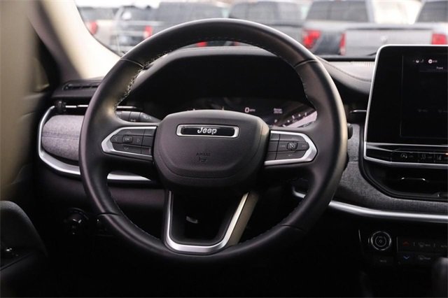 Used 2022 Jeep Compass Latitude w/ Convenience Group image 22