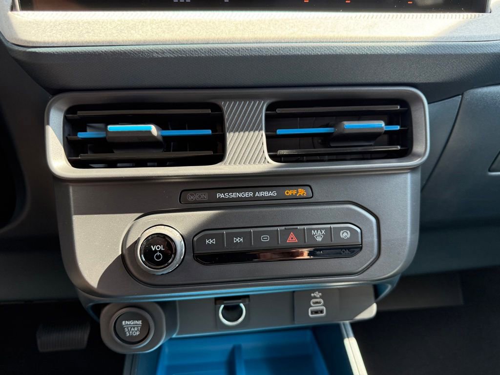 New 2025 Ford Maverick XLT w/ Equipment Group 301A image 28