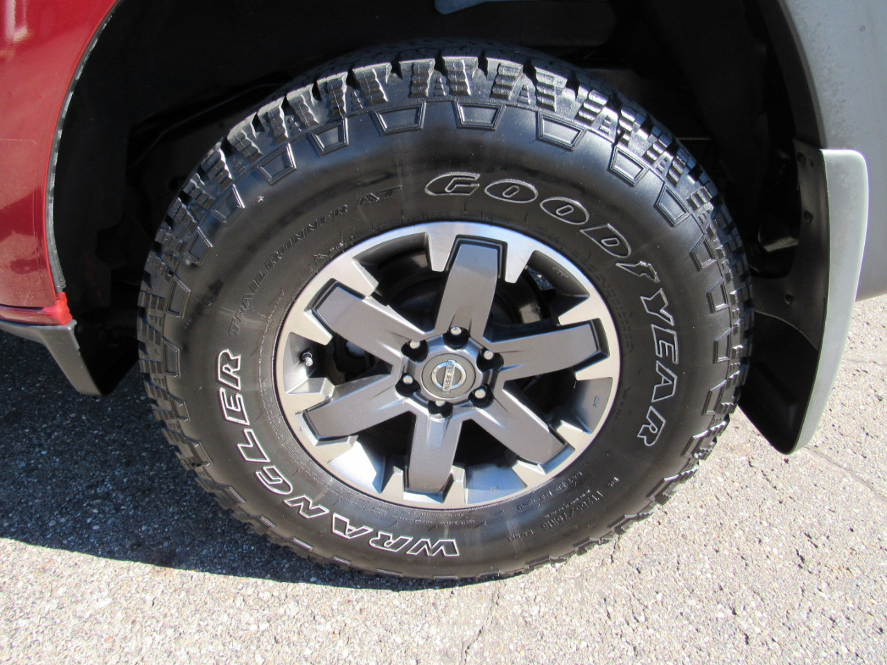 Used 2015 Nissan Xterra PRO-4X image 11