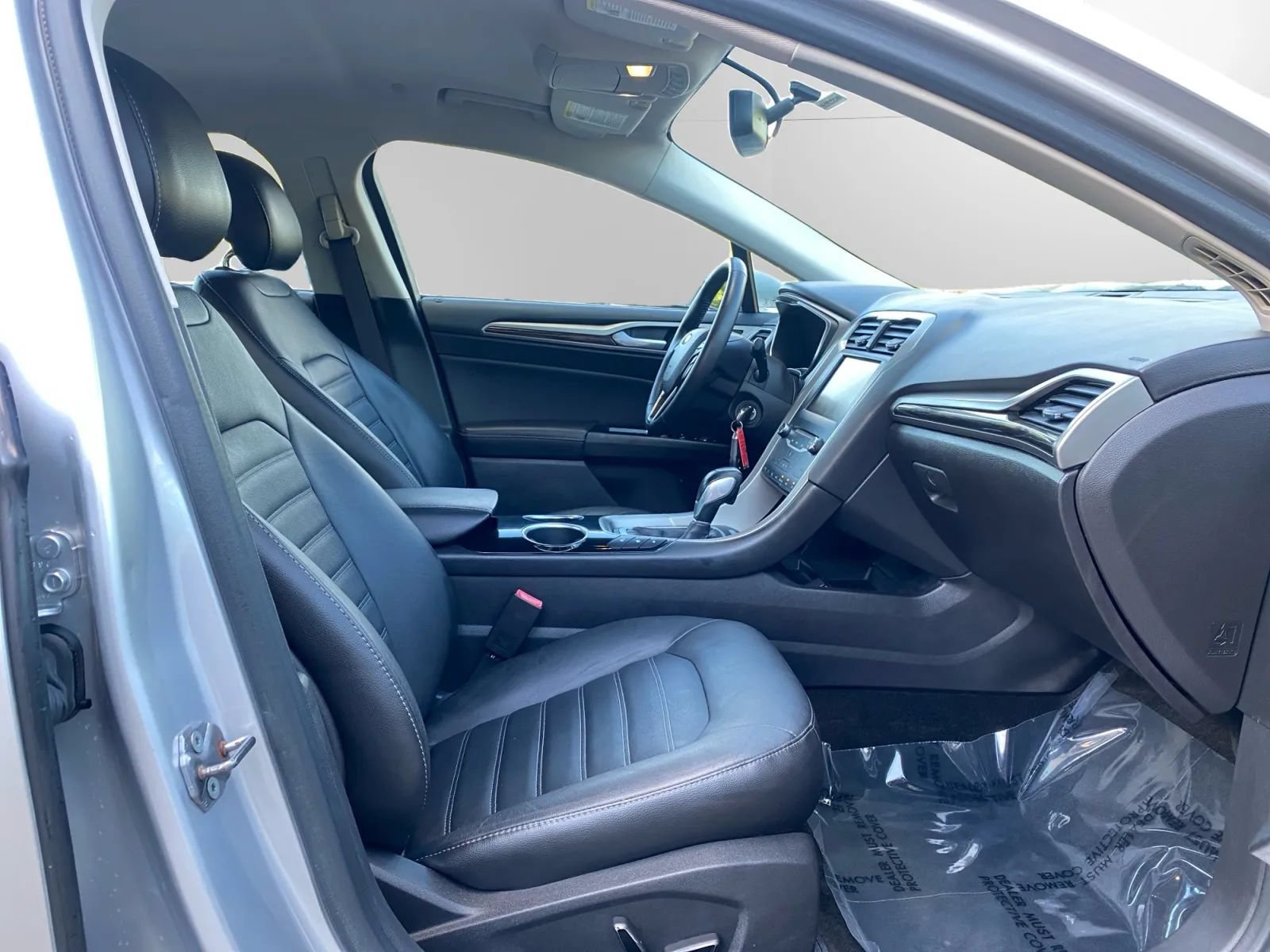 Used 2013 Ford Fusion Energi SE FWD image 17