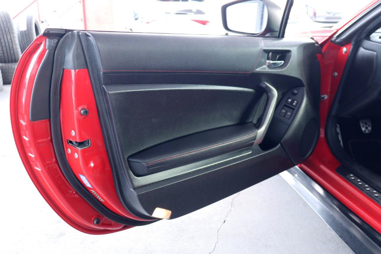 Used 2015 Subaru BRZ Limited RWD image 25