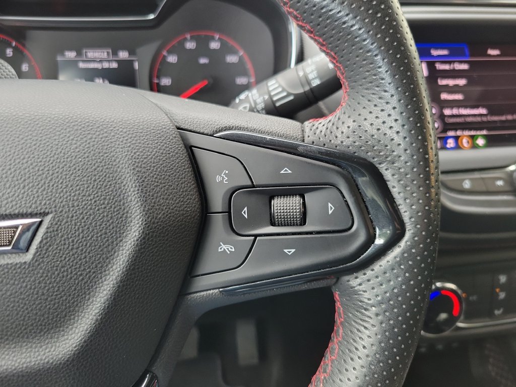 Used 2023 Chevrolet TrailBlazer RS FWD image 19