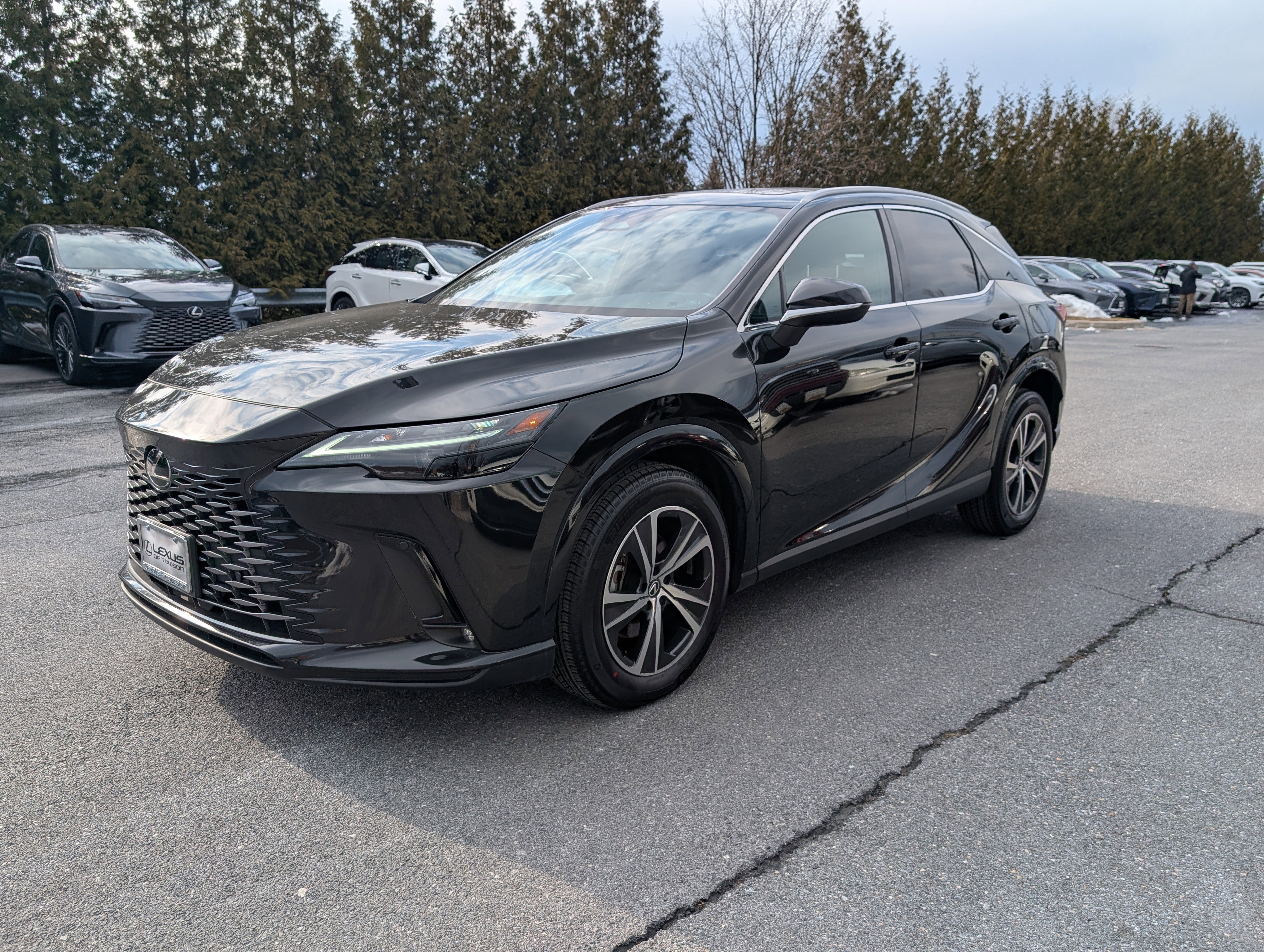 Used 2024 Lexus RX 350 Premium w/ Accessory Package (Z1) image 7