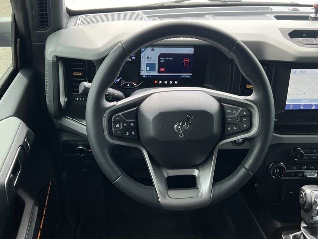 Used 2023 Ford Bronco Badlands w/ Sasquatch Package image 25