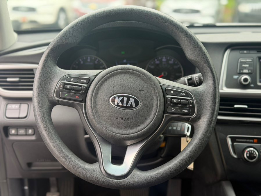 Used 2016 Kia Optima LX FWD image 13
