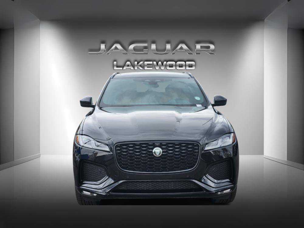 New 2026 Jaguar F-PACE R-Dynamic S image 6