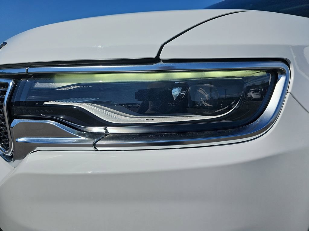 Used 2022 Jeep Wagoneer Series III w/ Premium Group I image 36