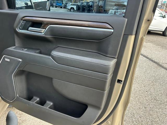 Used 2022 Chevrolet Silverado 1500 LT Trail Boss w/ LT Trail Boss Premium Package image 30