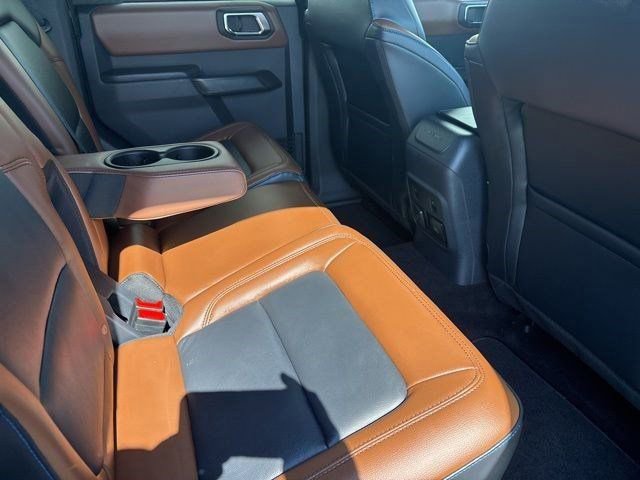 Used 2024 Ford Bronco Outer Banks w/ Sasquatch Package AWD/4WD image 41