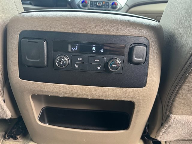 Used 2017 Chevrolet Tahoe LT w/ LT Signature Package image 18