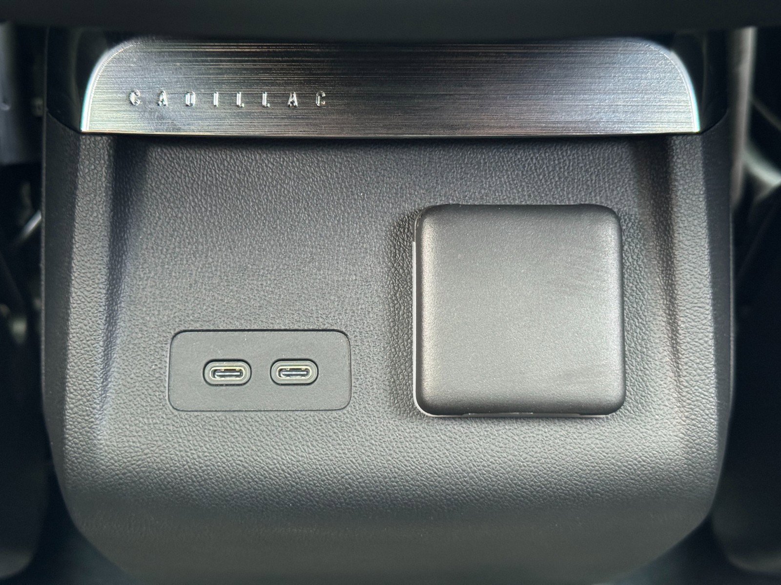 Used 2025 Cadillac Lyriq Luxury image 36