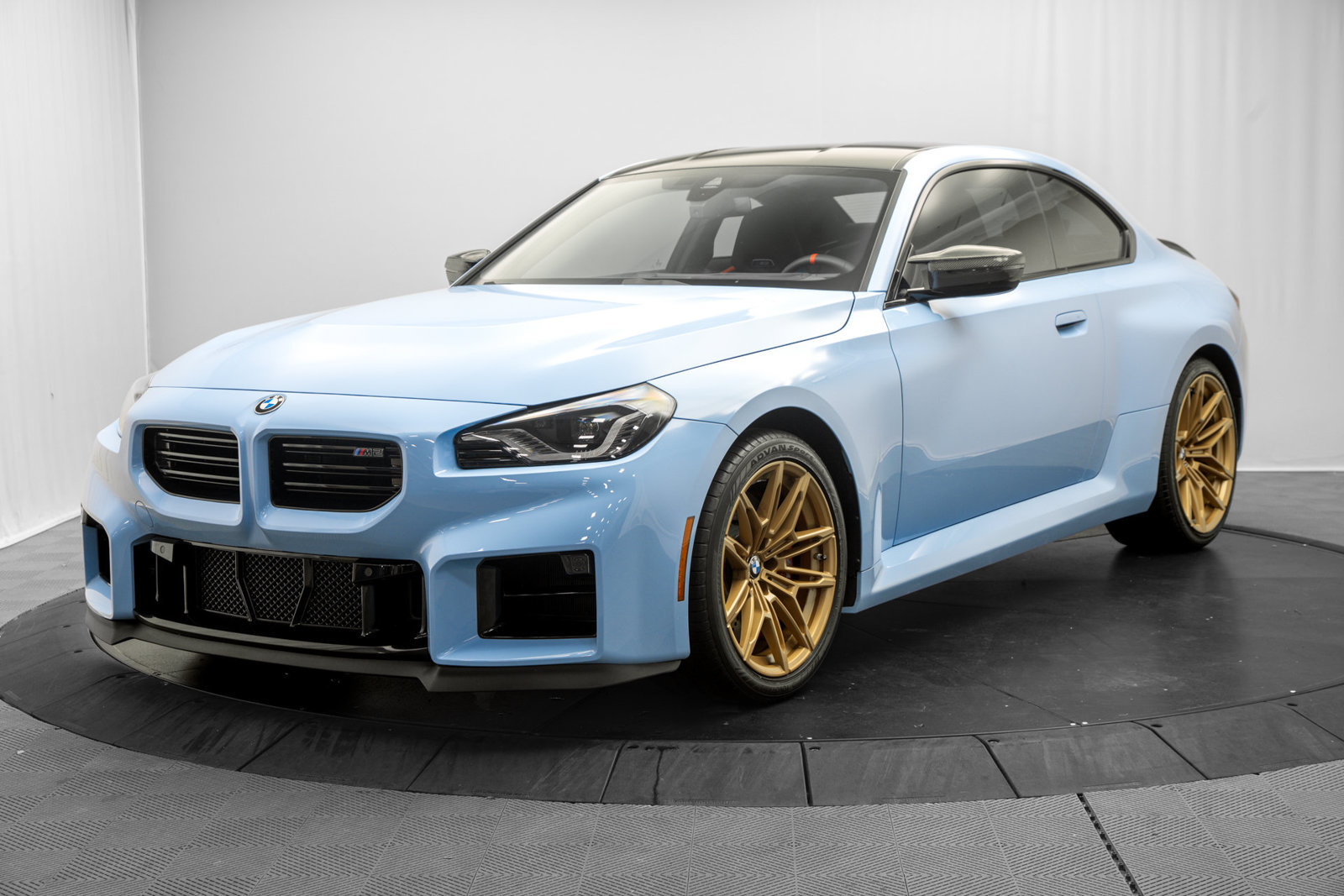 Used 2026 BMW M2 w/ Lighting Package RWD image 3