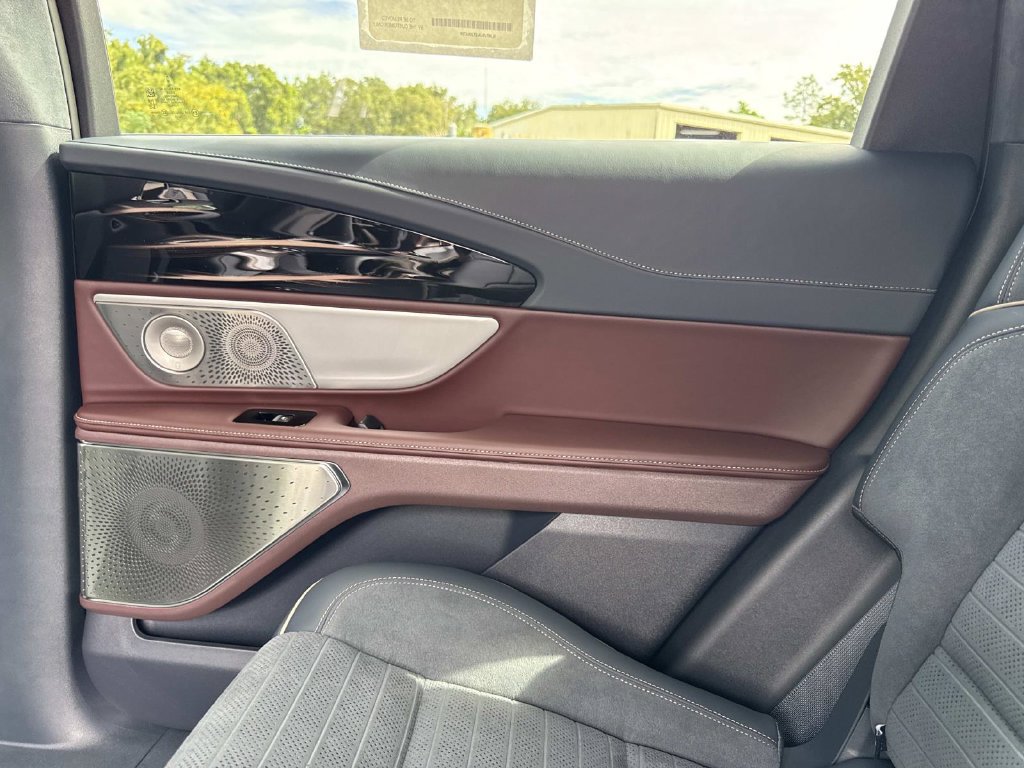 New 2026 Lincoln Nautilus Black Label AWD/4WD image 15
