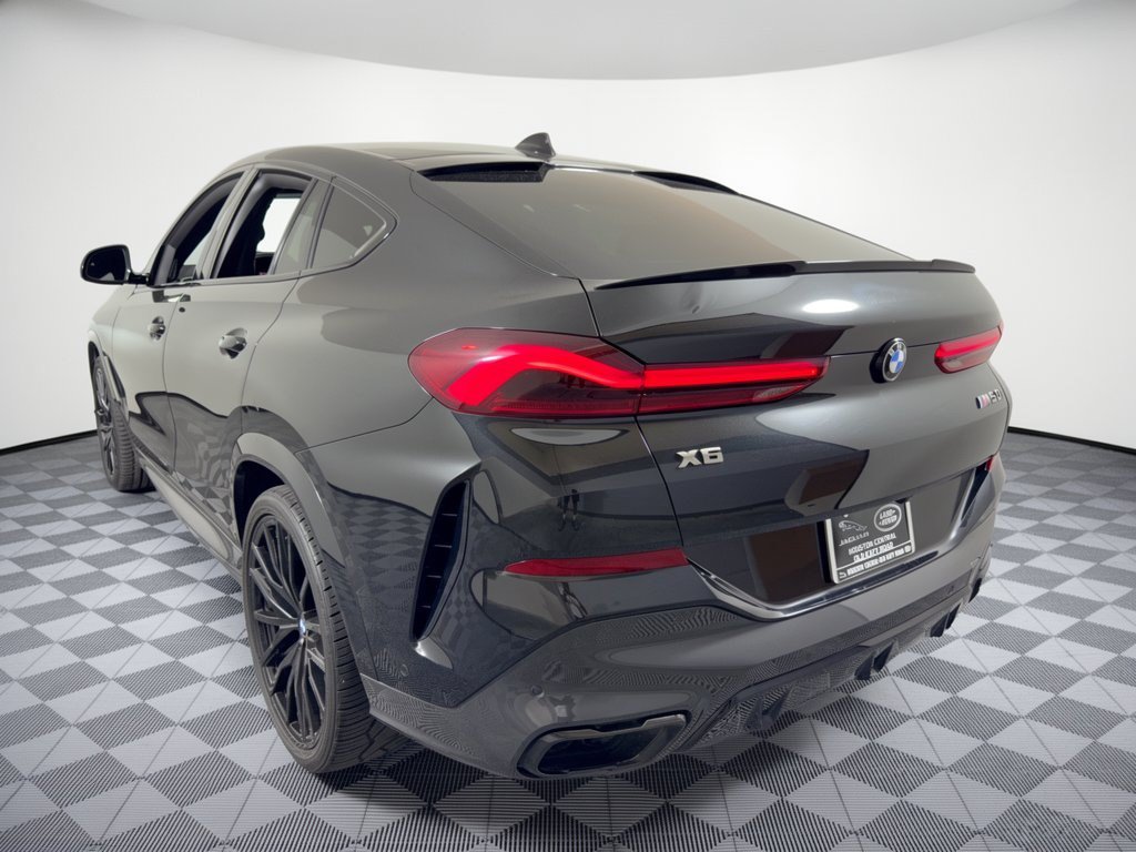 Used 2021 BMW X6 M50i AWD/4WD image 3