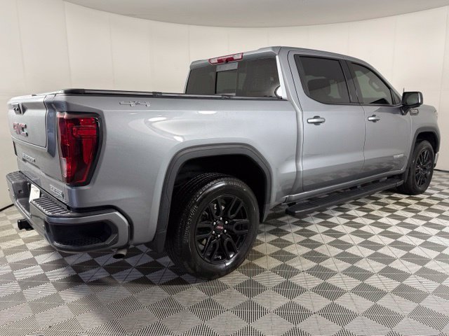 Used 2025 GMC Sierra 1500 Elevation w/ Elevation Premium Package AWD/4WD image 8