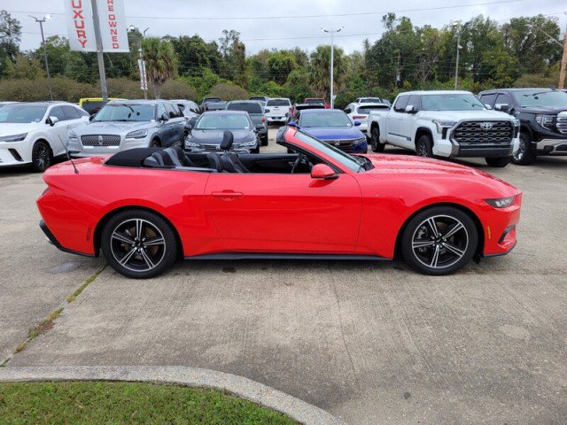 Used 2024 Ford Mustang Convertible image 32
