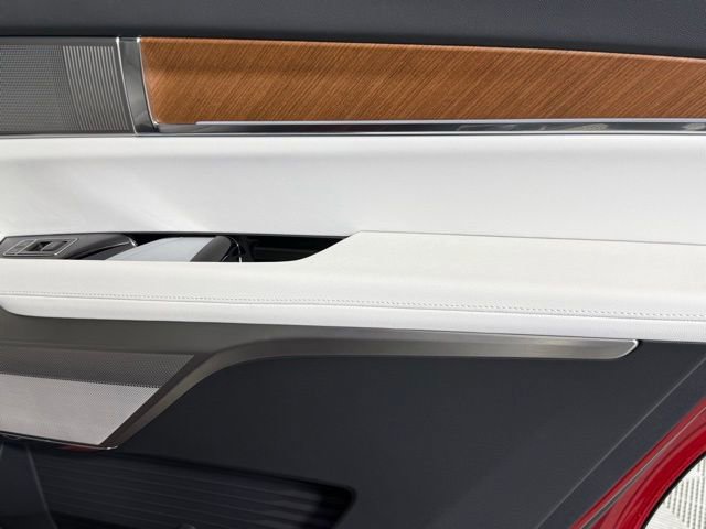New 2026 Cadillac Vistiq Sport image 25