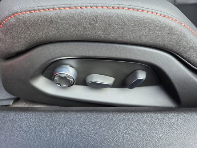 New 2026 Chevrolet Corvette Stingray Premium Conv w/ Z51 Performance Package RWD image 19