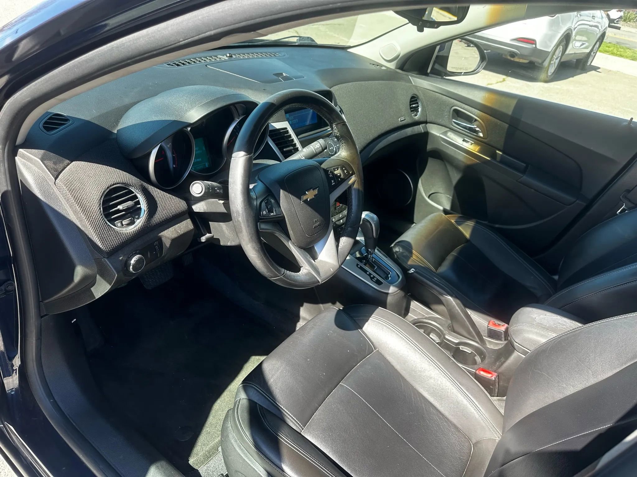 Used 2011 Chevrolet Cruze LT FWD image 10