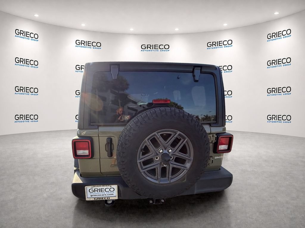 Used 2025 Jeep Wrangler Unlimited Sport AWD/4WD image 6