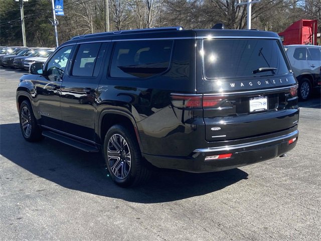 Used 2023 Jeep Wagoneer L Series II image 5