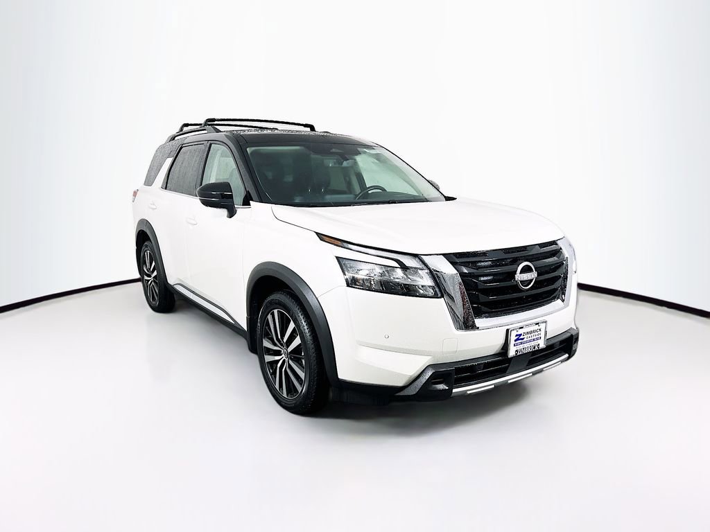 Used 2023 Nissan Pathfinder Platinum image 1