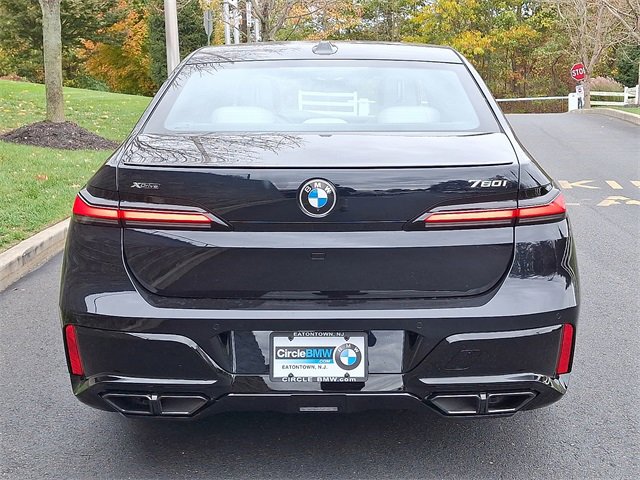 New 2026 BMW 760i xDrive image 5