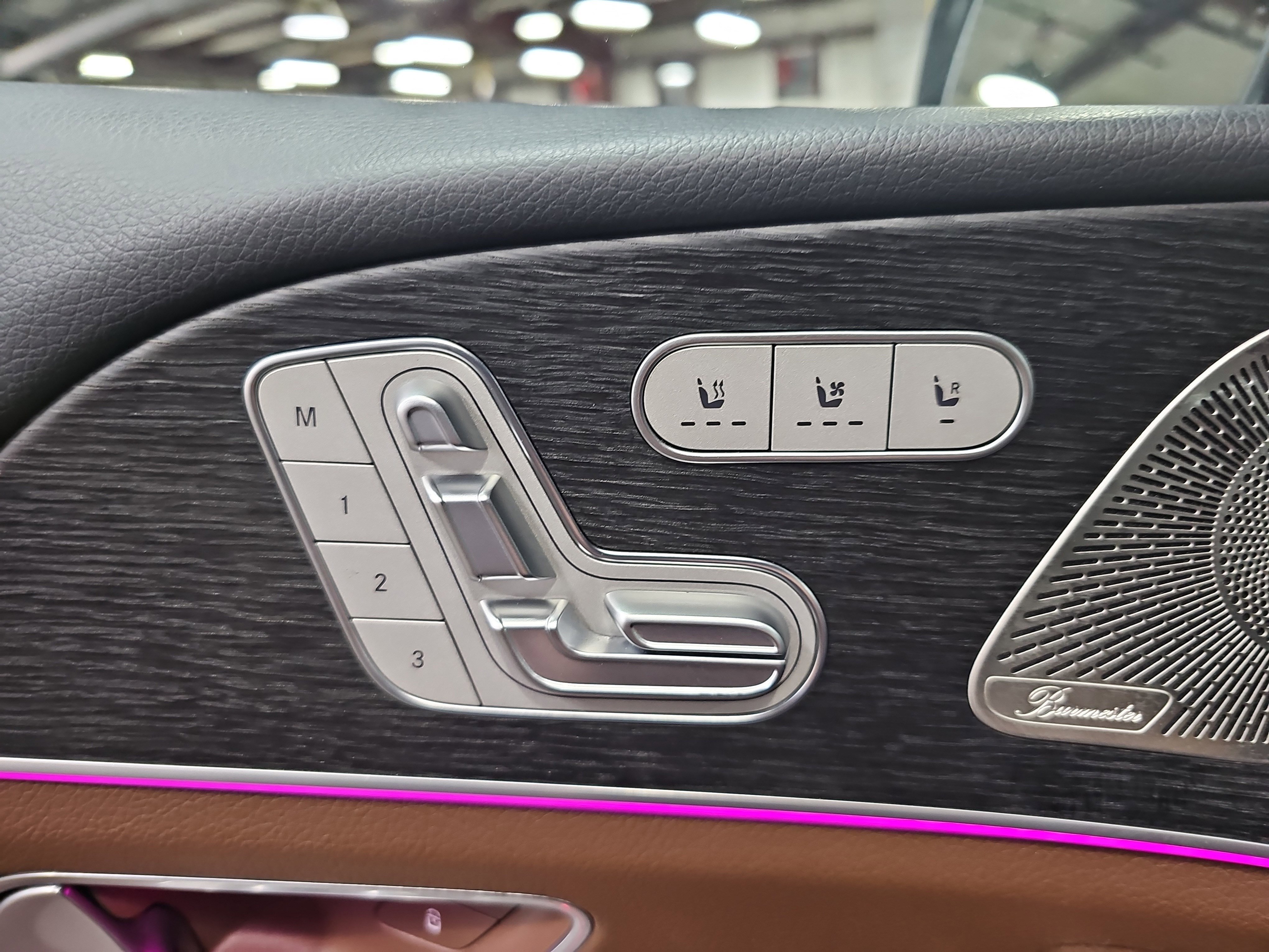 Used 2024 Mercedes-Benz GLS 450 4MATIC image 32