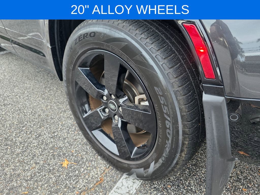 Used 2023 Land Rover Defender 130 X-Dynamic SE image 35