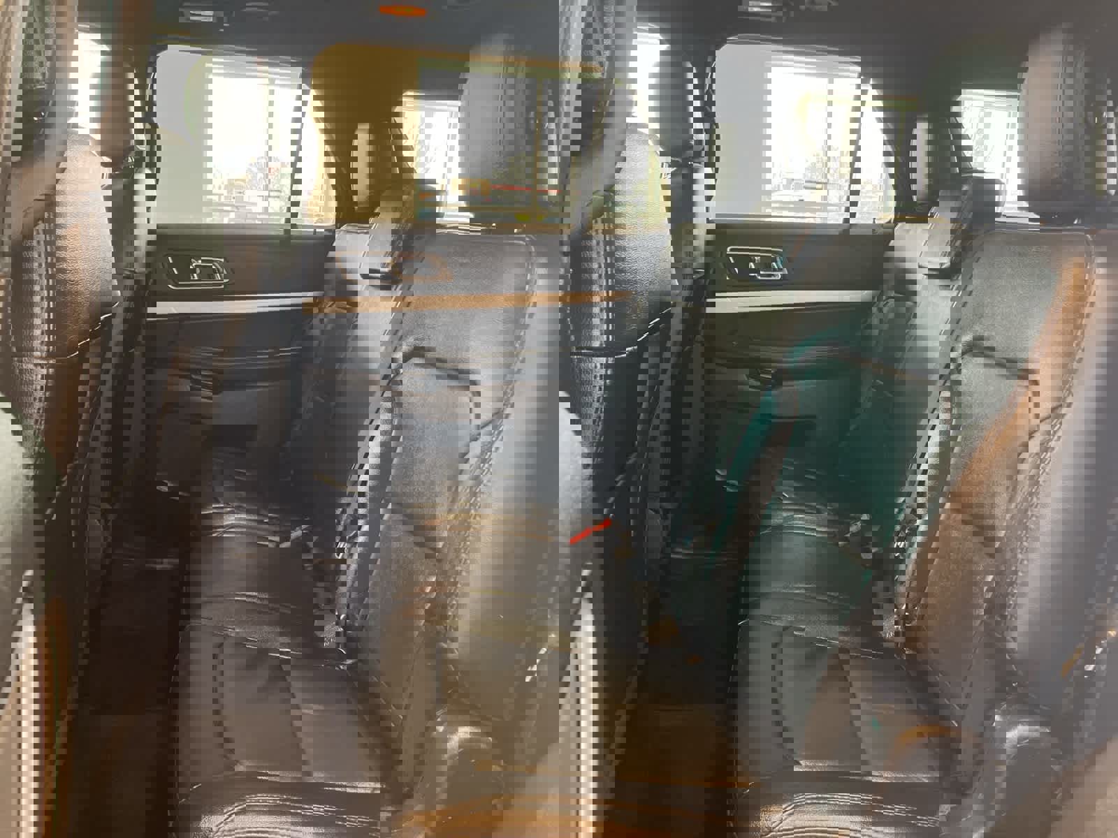 Used 2017 Ford Explorer XLT w/ Equipment Group 202A image 26