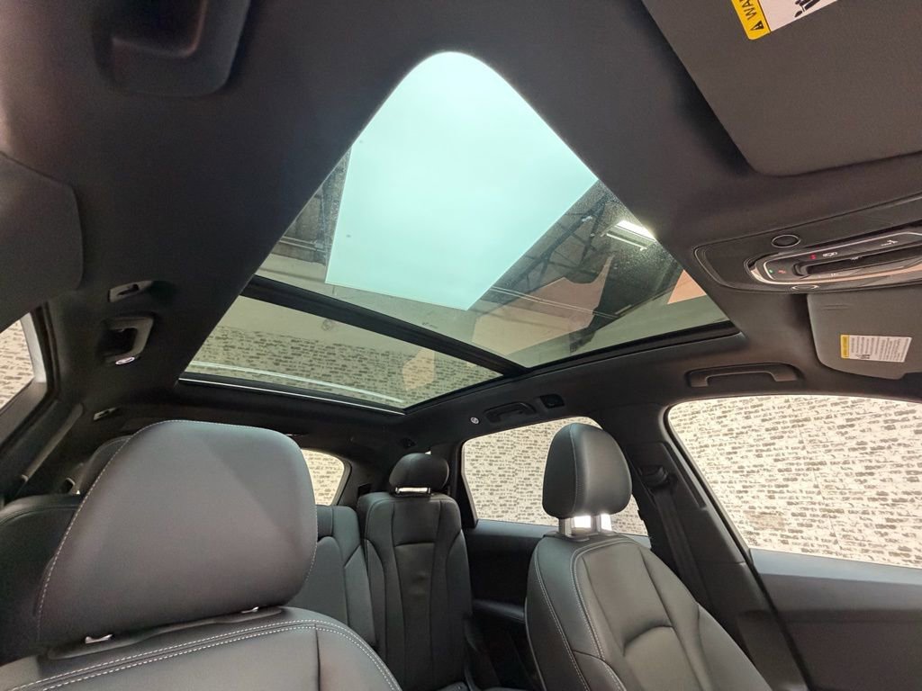 Used 2025 Audi Q7 2.0T Premium Plus w/ Premium Plus Package image 10