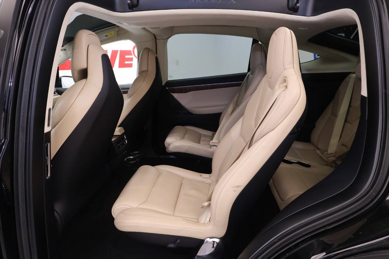 Used 2017 Tesla Model X 75D AWD/4WD image 14