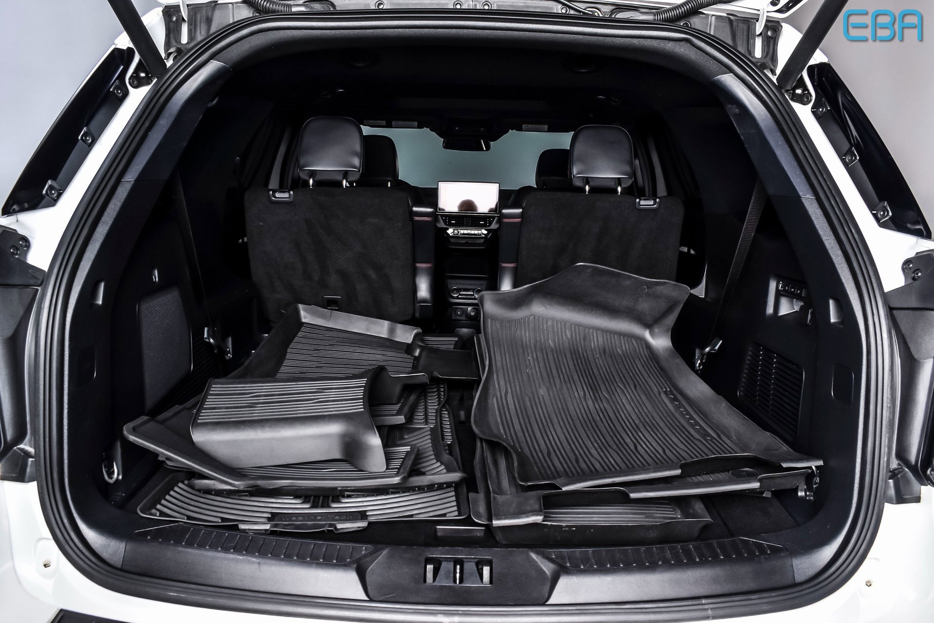 Used 2025 Ford Explorer ST w/ Sun And Sound Package image 12