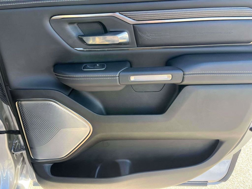 Used 2020 RAM 1500 Limited image 7