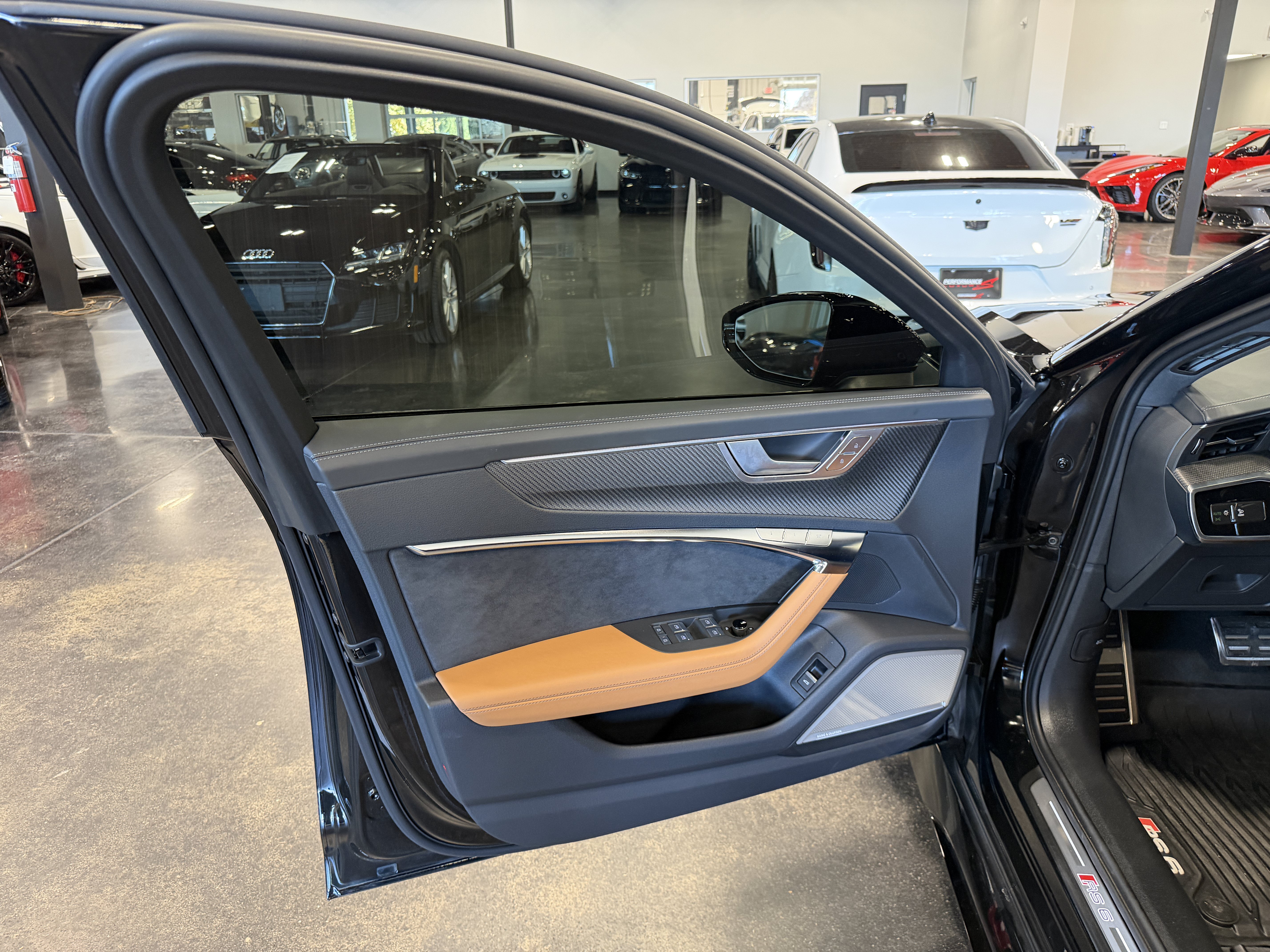 Used 2026 Audi RS 6 performance AWD/4WD image 9