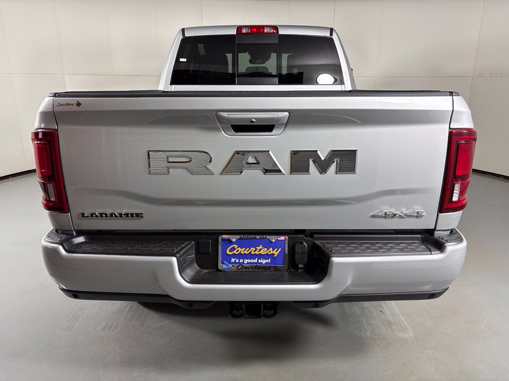 New 2027 RAM 3500 Laramie AWD/4WD image 7