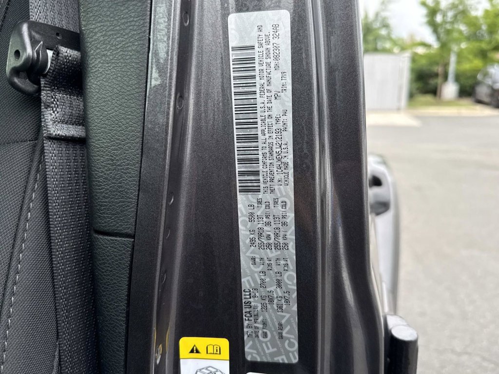 Used 2018 Jeep Wrangler Unlimited Sahara AWD/4WD image 26