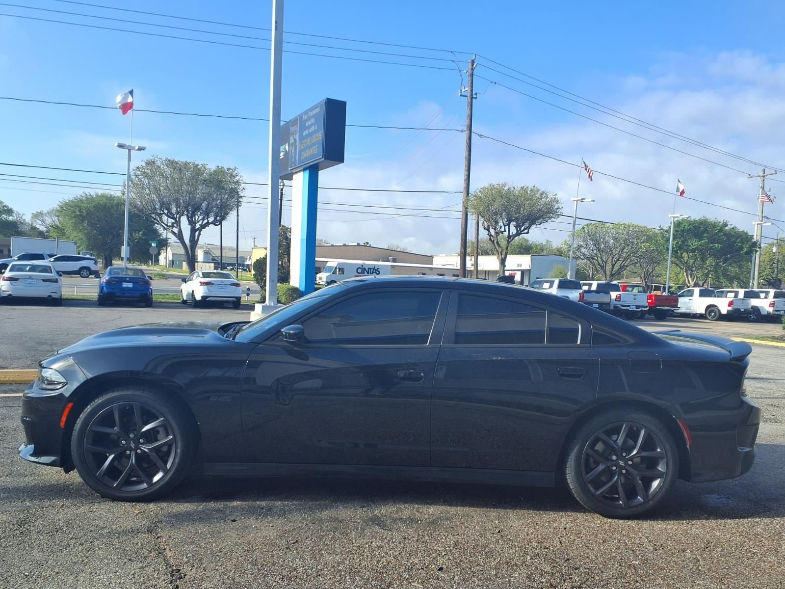 Used 2023 Dodge Charger R/T w/ Plus Group RWD image 24