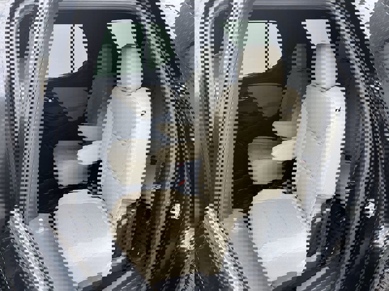 Certified 2022 Chevrolet Traverse LT w/ LPO, Floor Liner Package image 11