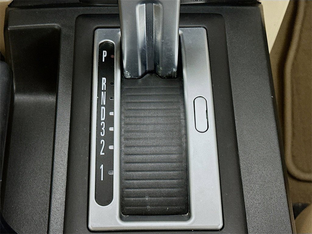 Used 2008 Ford Mustang GT image 15